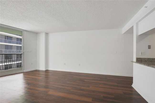 Photo - 1756 N Bayshore Dr