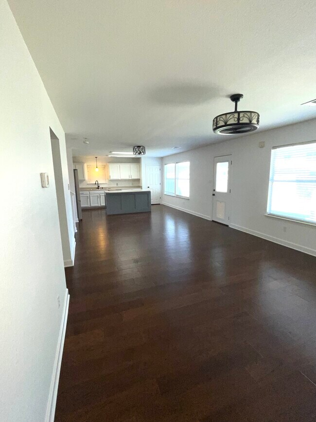 Photo - 3809 Willie Mays Ln