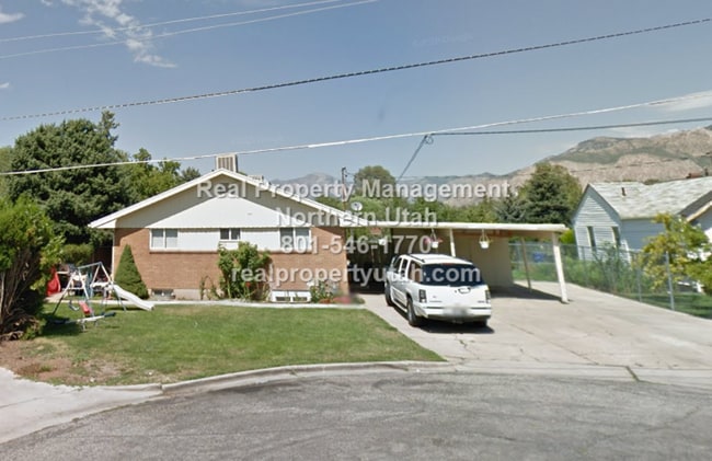 Photo - 3 Bedroom 2 Bath Ogden Duplex