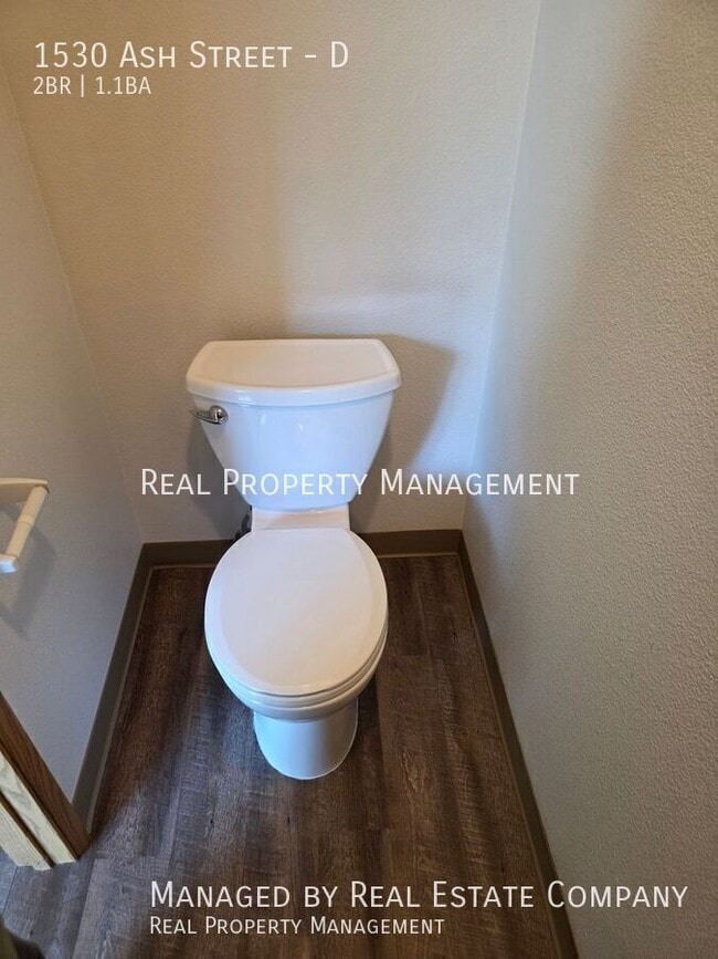 Photo - 1530 Ash St