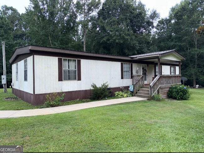 Building Photo - 1057 McGee Rd