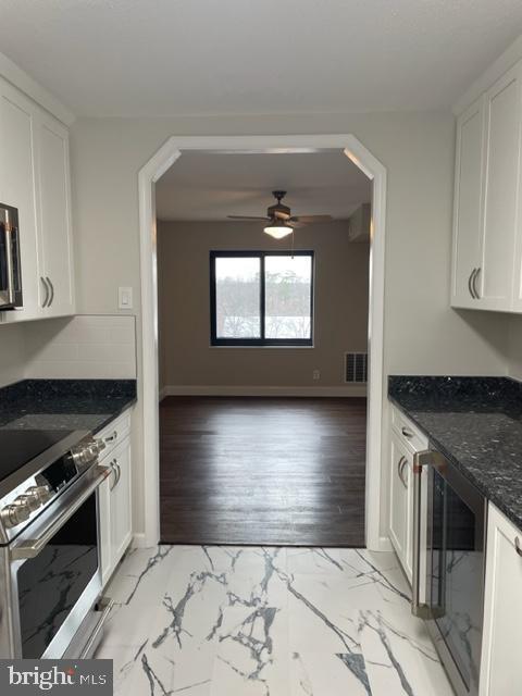 Photo - 205 Yoakum Pkwy Unit 804