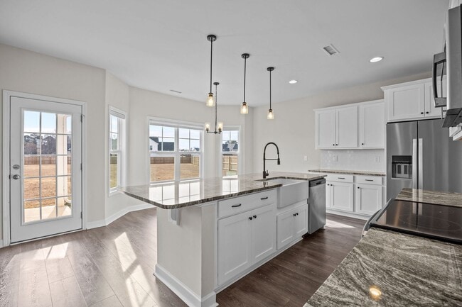 Photo - Beautiful 4-Bedroom Home with Modern Finishes in Angier