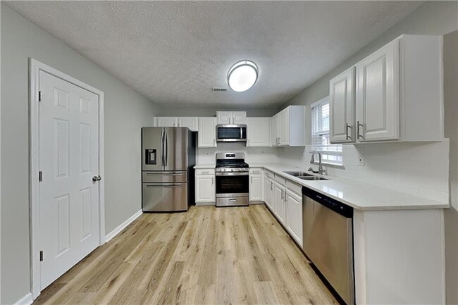 Photo - 293 Topaz Dr