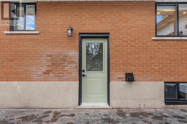 Photo - 535 Elgin St