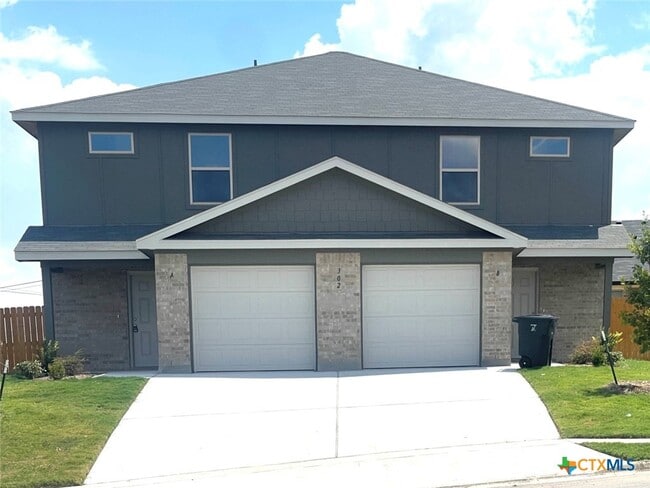 Building Photo - 302 Agua Chiquita Ct