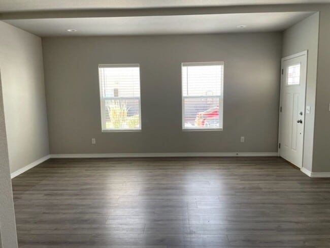 Photo - LIKE NEW 3BD TOWNHOME w/2.5 CAR GARAGE and A/C in NE COL SPGS - Deposit Waiver Available