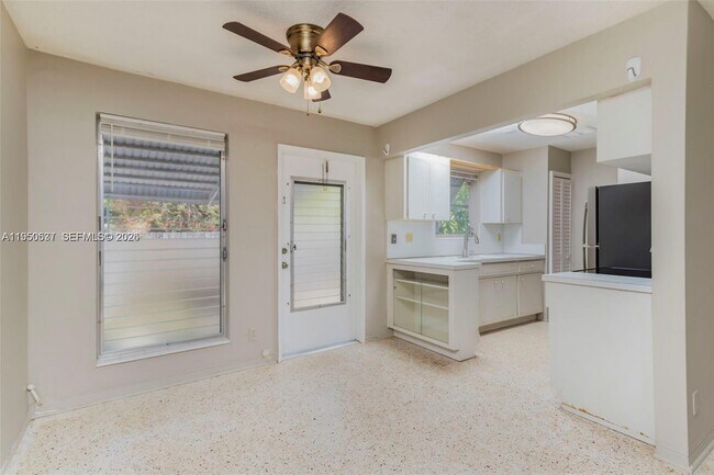 Photo - 2215 Jackson St Unit 3