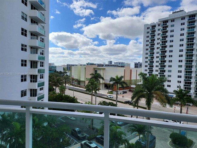 Photo - 3001 S Ocean Dr Condo Unit 639