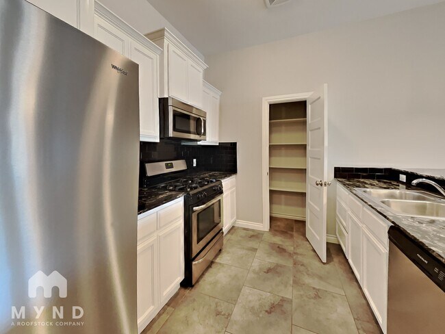 Photo - 1017 Merlin Dr