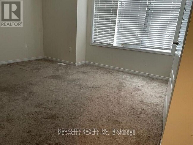 Photo - 8610 Pawpaw Ln