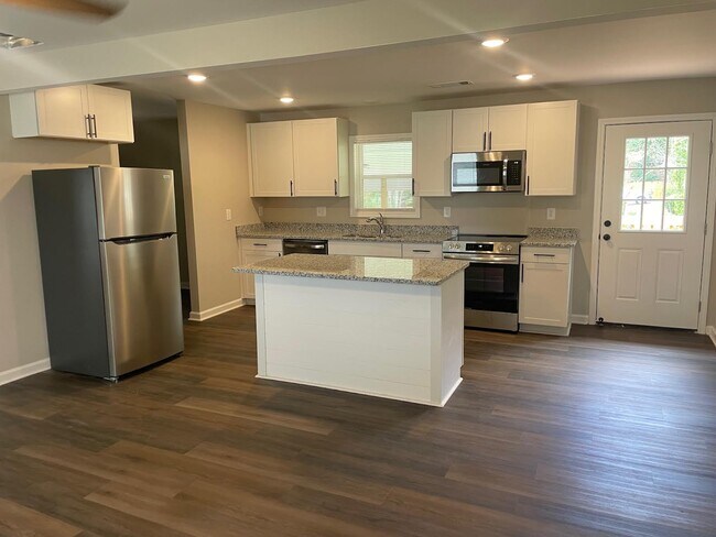 Photo - Highway 20 (3193)