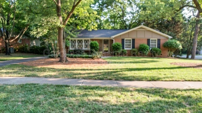 Photo - 6700 Castlegate Dr