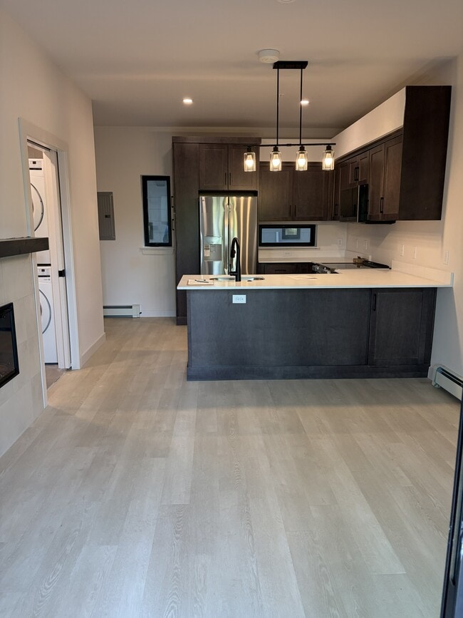 2301 Pearl St Unidad Whittier Place