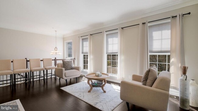 Photo - 303 Hilltop Ct