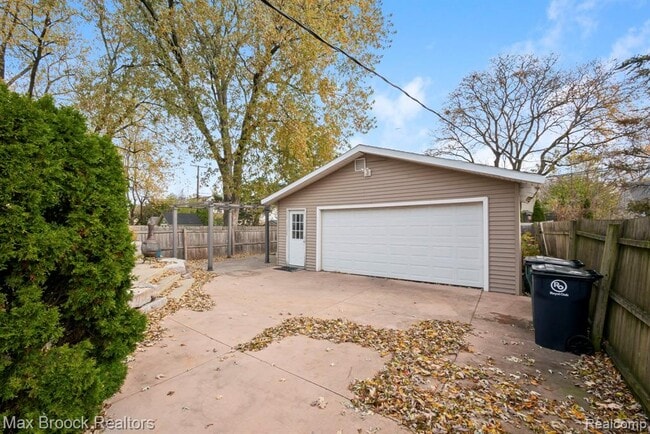 Photo - 3602 Elmhurst Ave