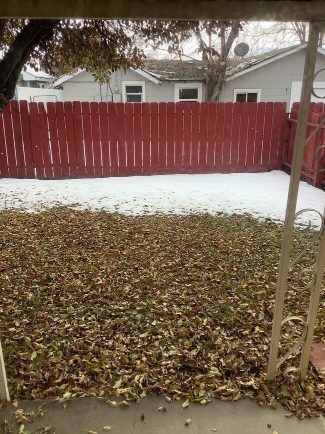 Photo - Hascall - 2118-2120 Eberlein Ave. - PM 11302022 Unit 2118 Eberlein Ave.