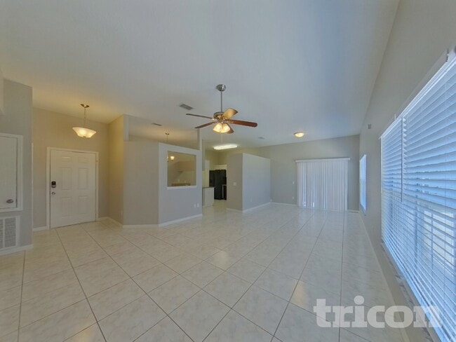 Photo - 831 Monroe Harbor Pl