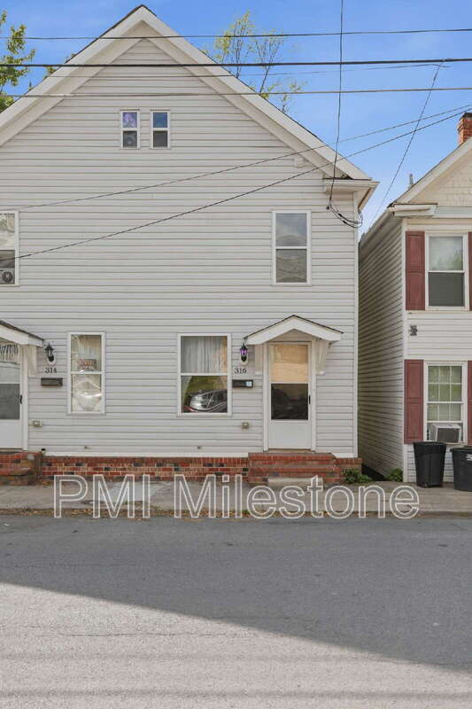 Building Photo - 316 N High St
