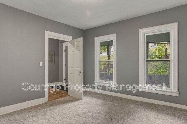 291 Sunset Dr Unit 101