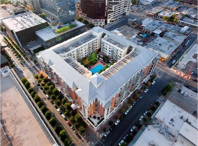 Photo - 202 1/2 Lavaca St Unit A5-4