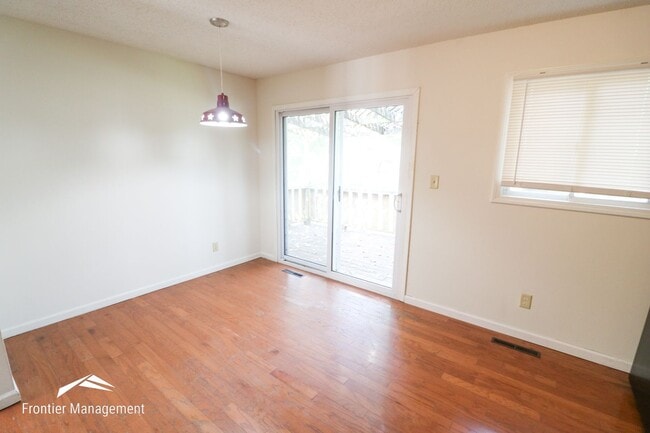 Photo - Spacious 3 bedroom townhome with a fenced in backyard!