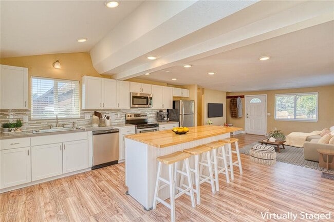 Photo - 296 Hartt Hill Dr