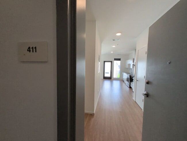Photo - Spectacular Edgehill Condo! Unit 411