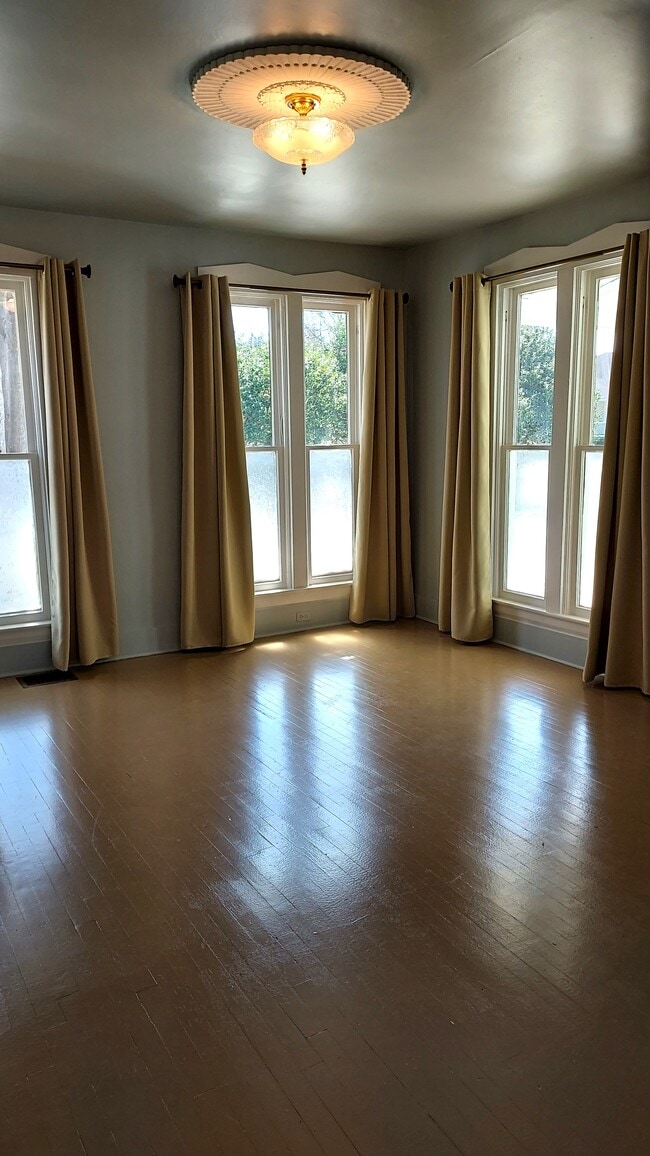 Photo - 134 Marble Mill Rd NW