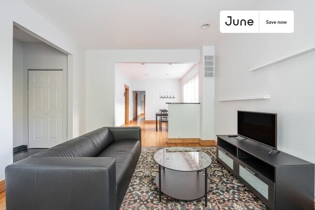 Photo - 3020 N Sawyer Ave