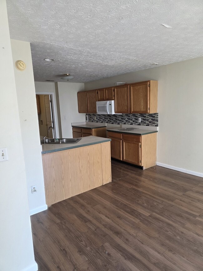 Photo - 5041 Lewiston Dr