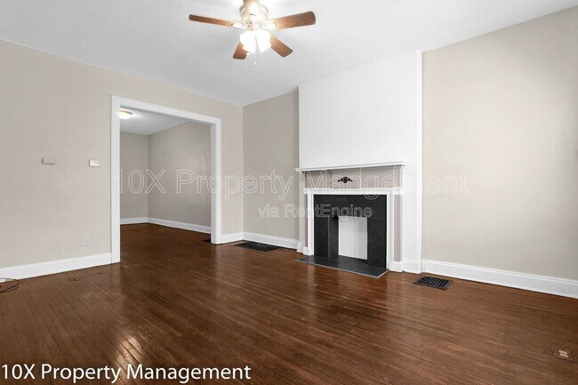 Photo - 1656 E Sycamore St