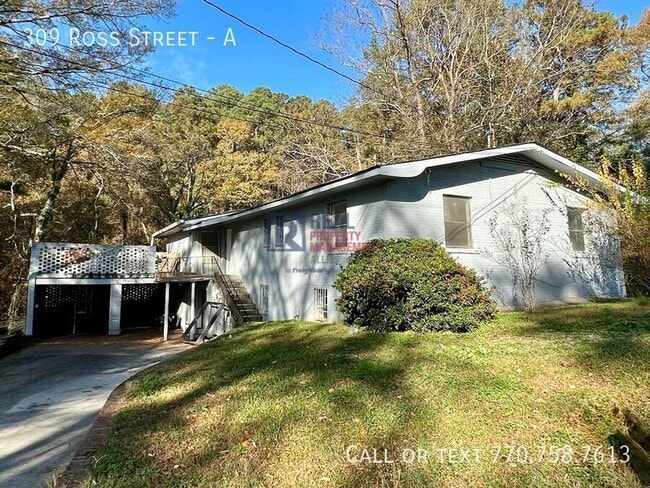 Building Photo - 309 Ross St NE Unit A