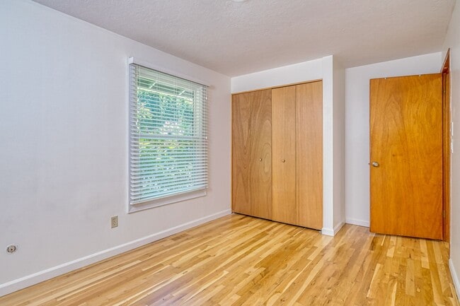 Photo - Charming 3 Bed/1 Bath Ranch with Bonus Room