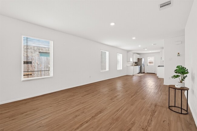 Photo - 7642 Terania Mdw Ln