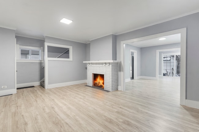 Photo - 1728 Berkshire Pl