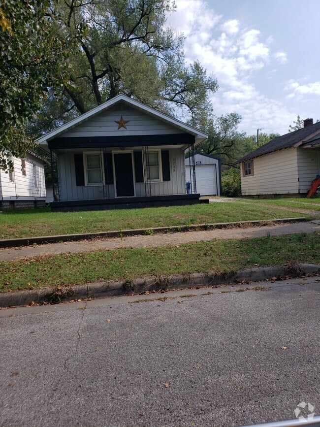 Building Photo - 1735 N 26th St Rental