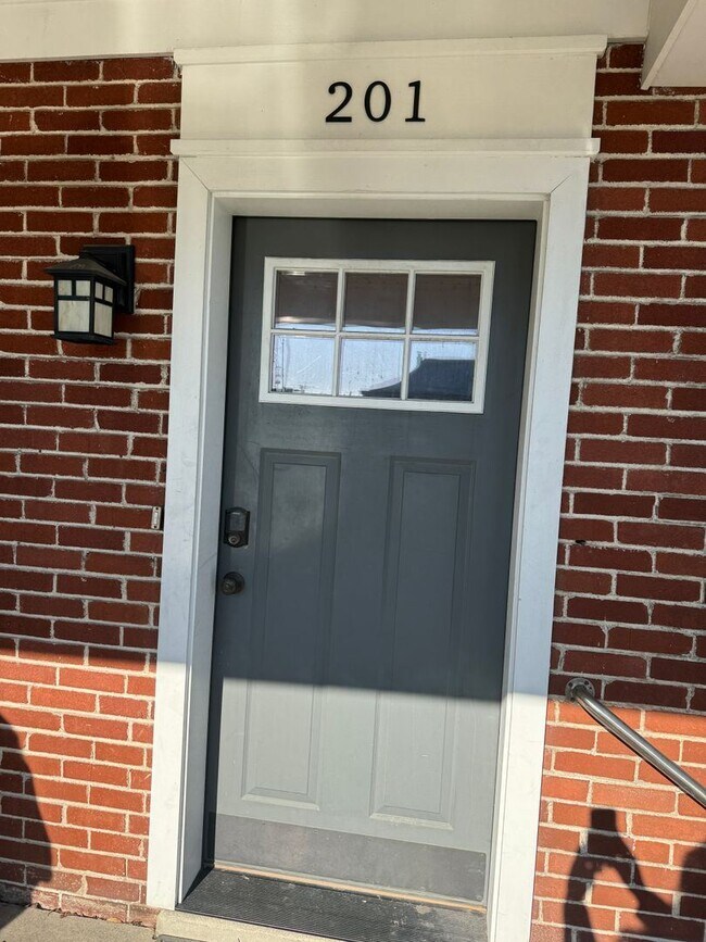 2 br, 2 bath House - 155 N MARKET ST- #201 - 2 br, 2 bath House - 155 N MARKET ST- #201