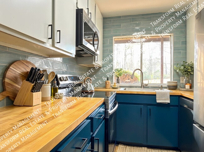 Photo - 3101 Lorna Rd Unidad 211