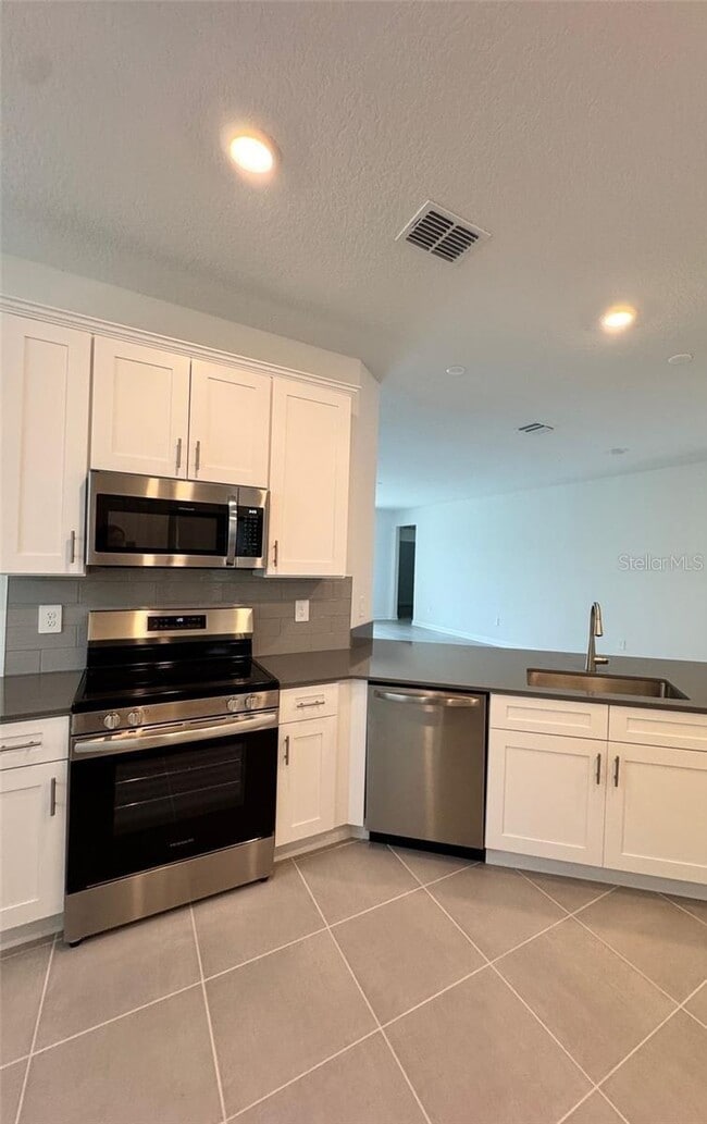 Photo - 1877 Blissful Dr