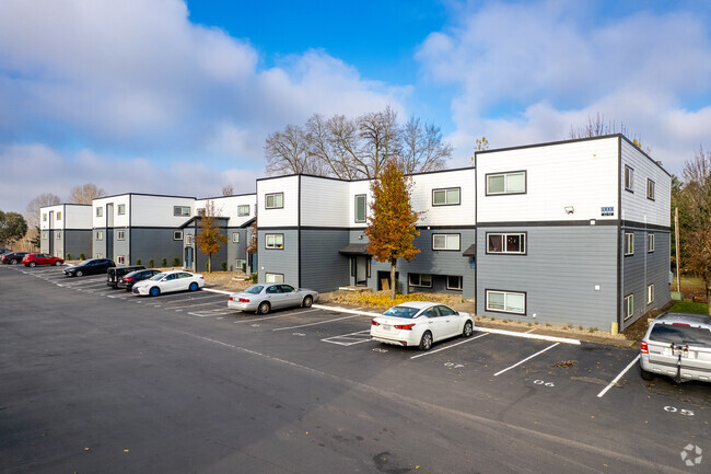 Building Photo - The Modern at Canyon Creek Rental