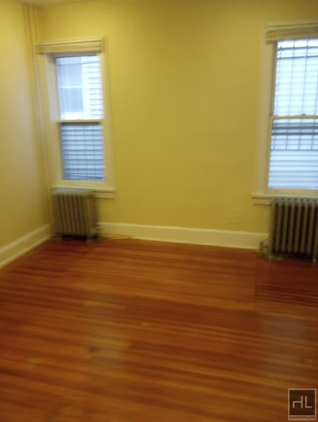 Photo - Park Hill Ave, YONKERS, Unit 1