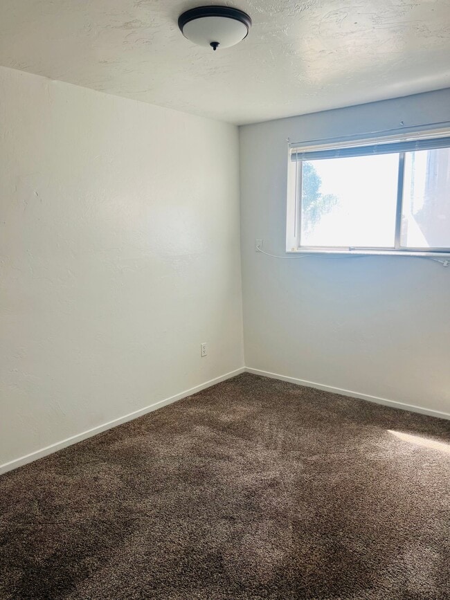 Photo - Updated Sunset town home for rent