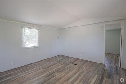 Building Photo - Rural Property with acreage Rental