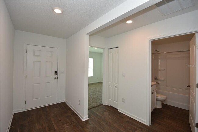 Photo - 9 Springwood Dr