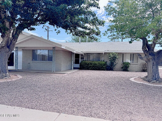 Building Photo - 3330 Wedgewood Dr Rental