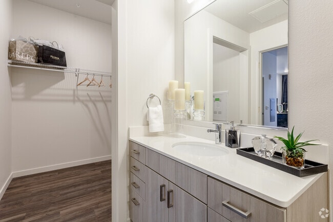 Estudio - Hopper - Railway Flats Apartments