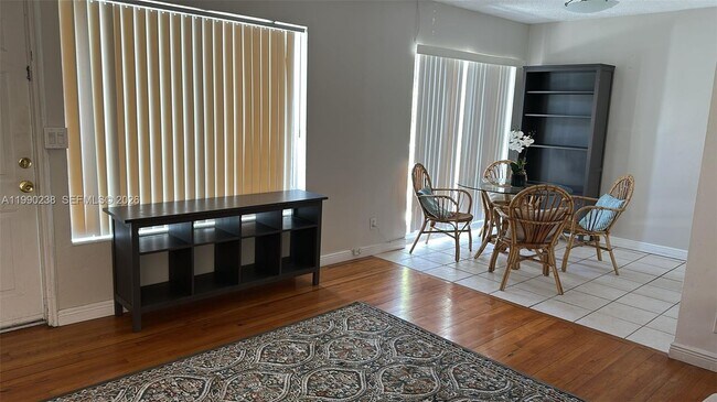 Photo - 90 Isle of Venice Dr Unit 9