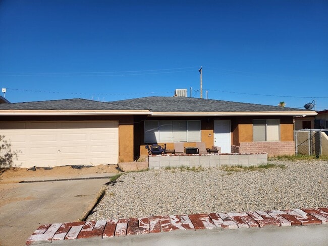 Building Photo - 6141 Abronia Ave Rental