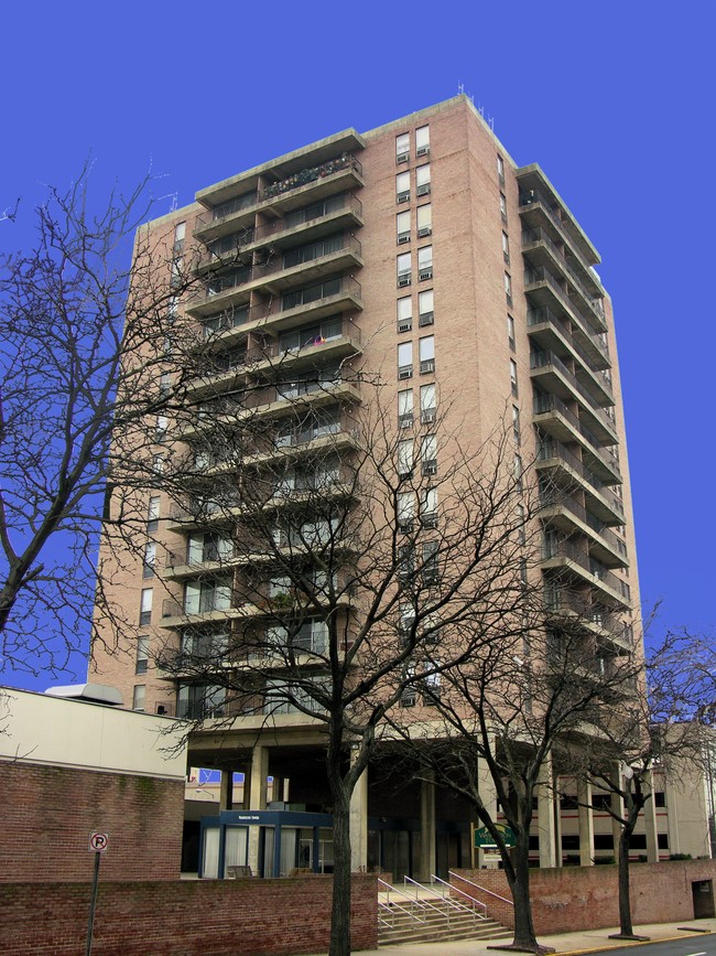 Washington Towers - Washington Towers Apartments